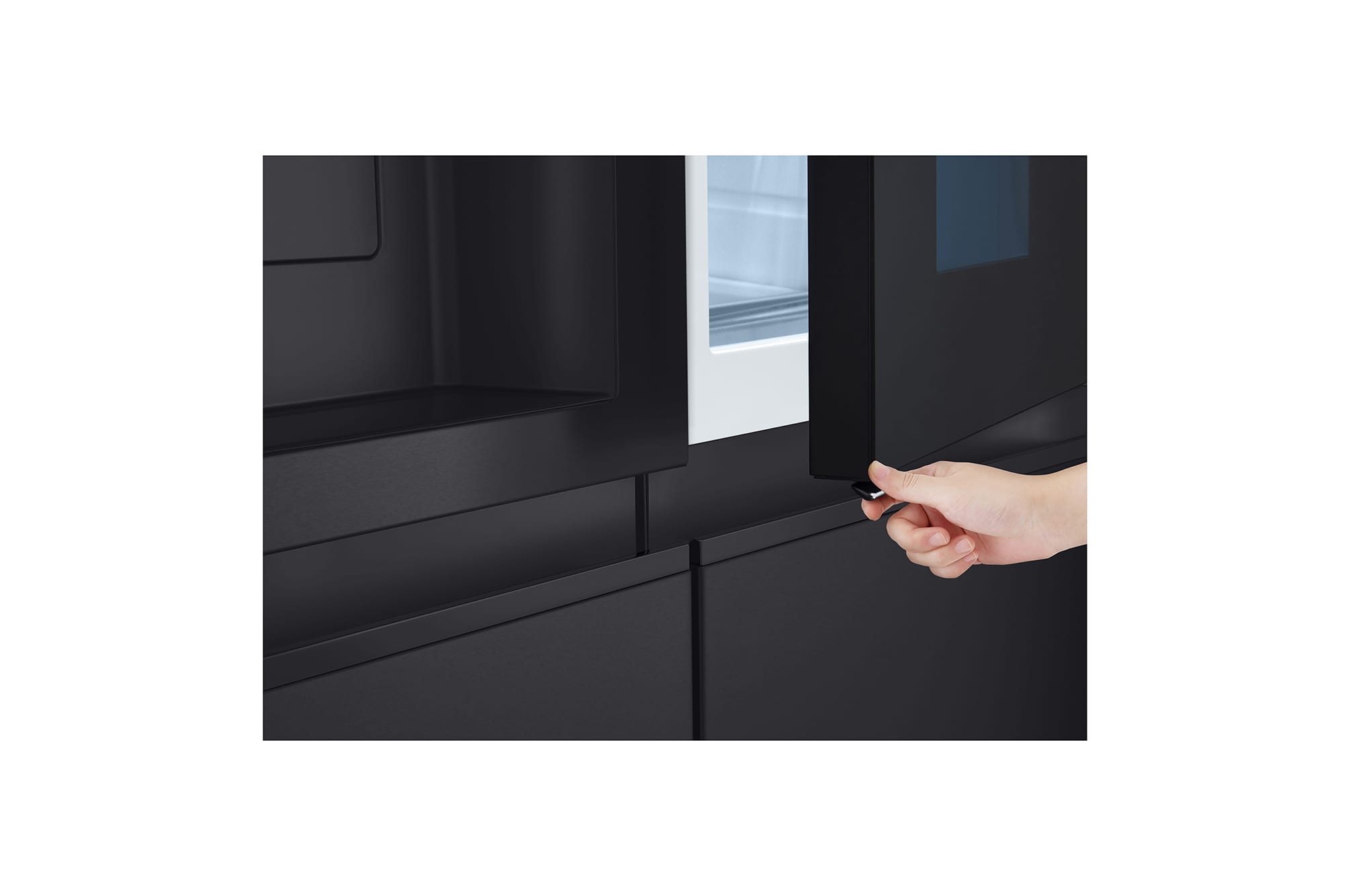 LG 628L InstaView Door-in-Door Side by Side Fridge GS-X6104EV LG 628L InstaView Door-in-Door Side by Side Fridge GS-X6104EV