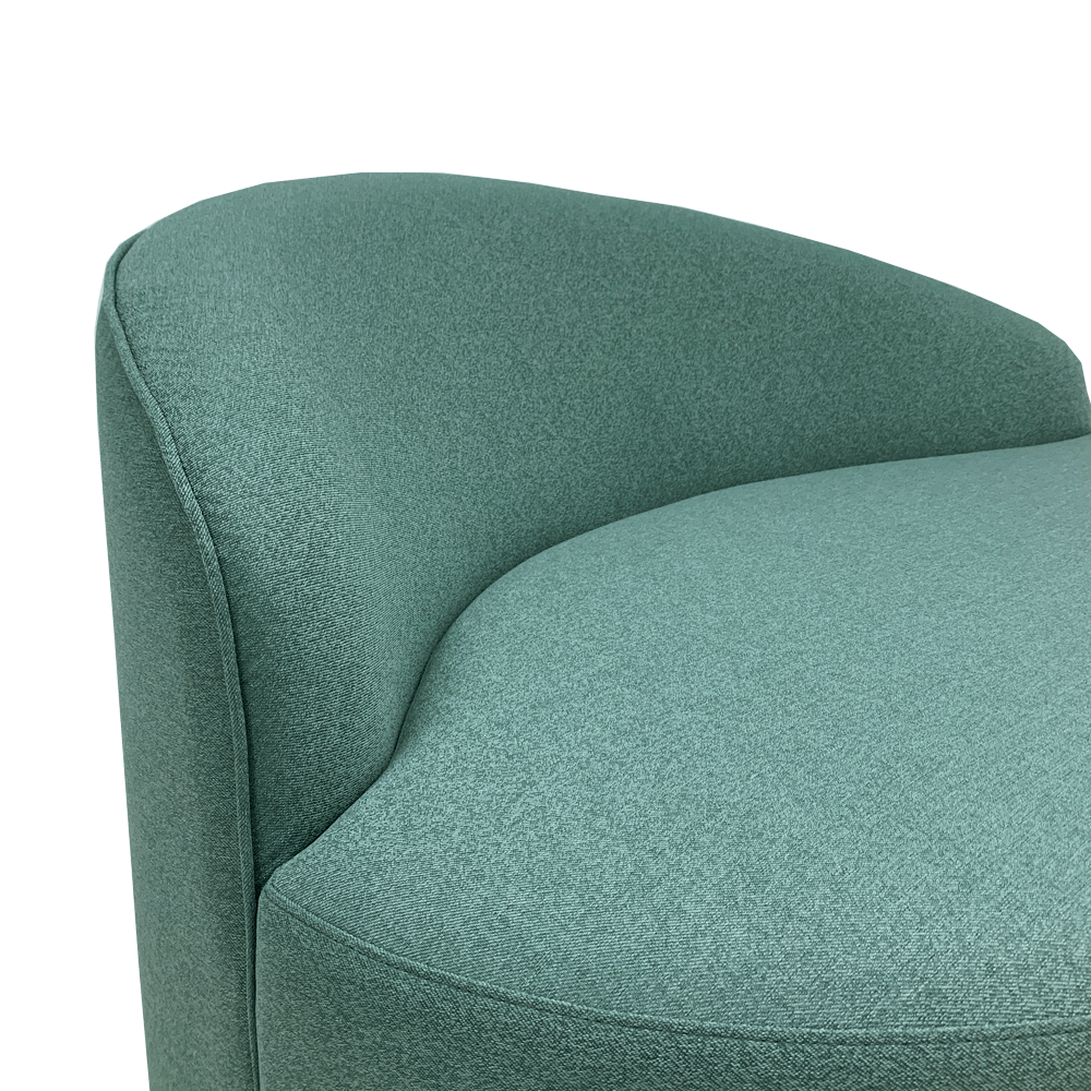 MuseSofa_CU2.png